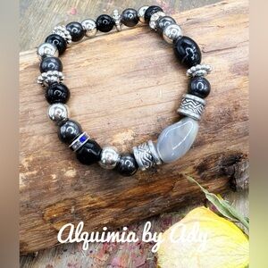 Alquimia by Ady Black and Silver Beaded Bracelet with agate and hematite gems